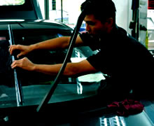 Bảo vệ Gương chiếu hậu xe hơi | Bảo vệ kính chiếu hậu xe | Phim cách nhiệt ô tô, dán kính xe hơi otohd.com | Dán phim cách nhiệt cho xe Peugeot 3008